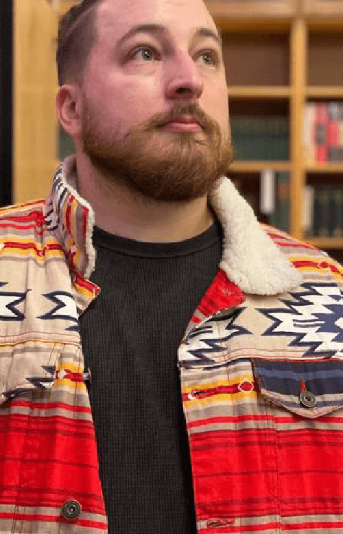 Devin Steffens as Lucas Kipp