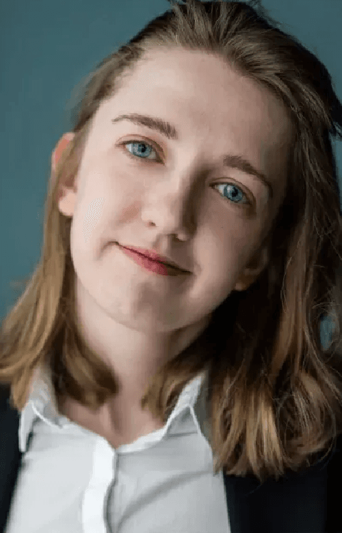 Anusia Battersby as Control